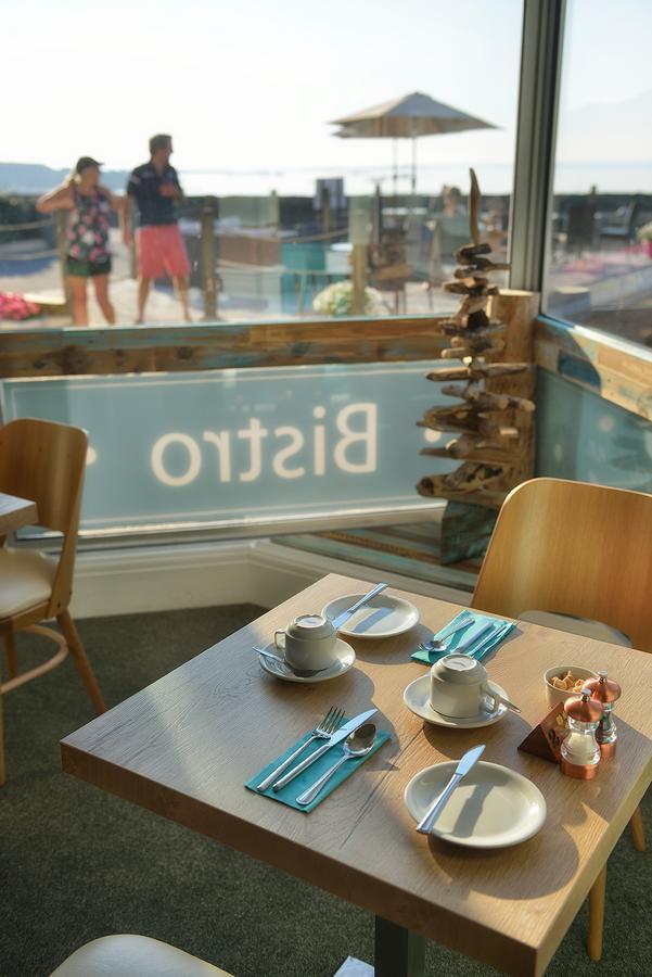 Driftwood Inn Saint Saviour المطعم الصورة