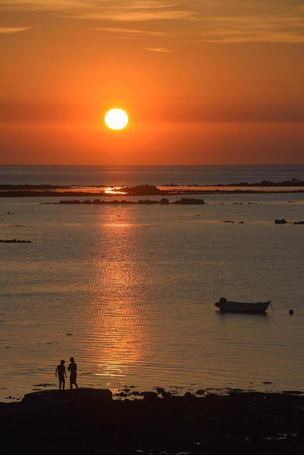 Driftwood Inn Saint Saviour المظهر الخارجي الصورة